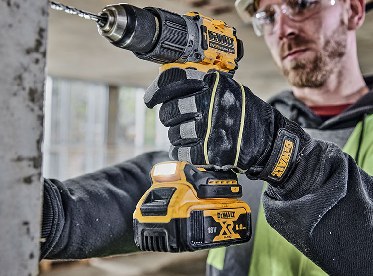 DeWalt DCD805P2T 18V Brushless Combi Drill